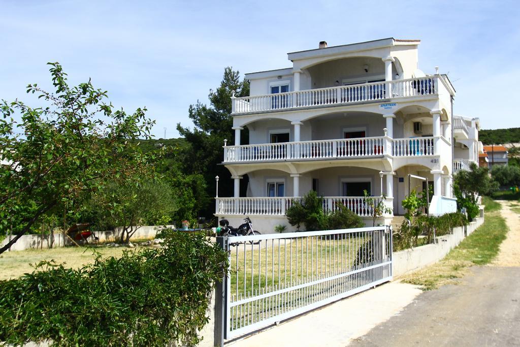 Apartments Natali سفيتي بيتار المظهر الخارجي الصورة